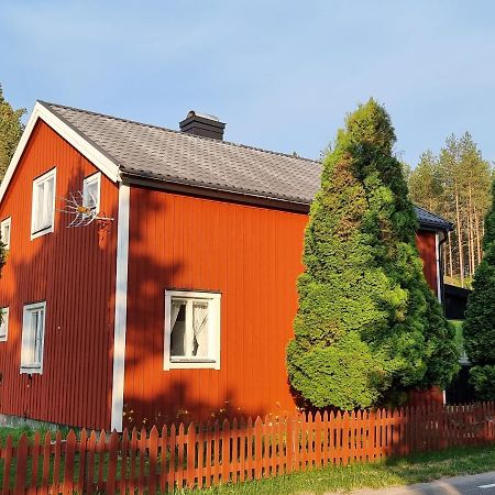Gamla Kooperativa Villa Eksharad Bagian luar foto
