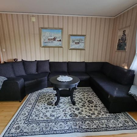 Gamla Kooperativa Villa Eksharad Bagian luar foto
